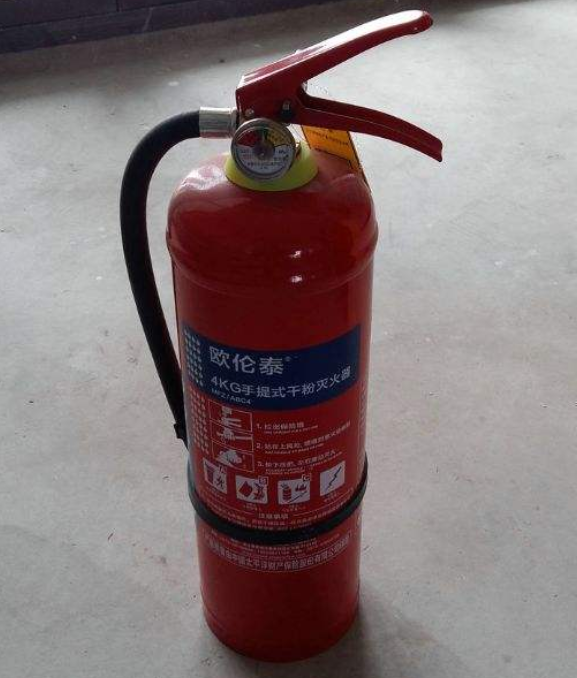 滅火器設(shè)計